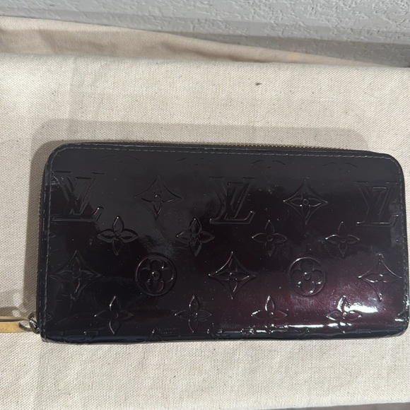 Louis Vuitton Monogram Vernis Wallet - Dark Purple/ Burgundy - Picture 2 of 8